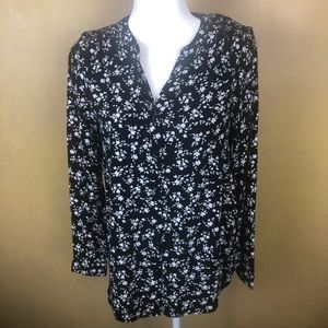 Women’s blouse, size XS, brand by lounge beach
